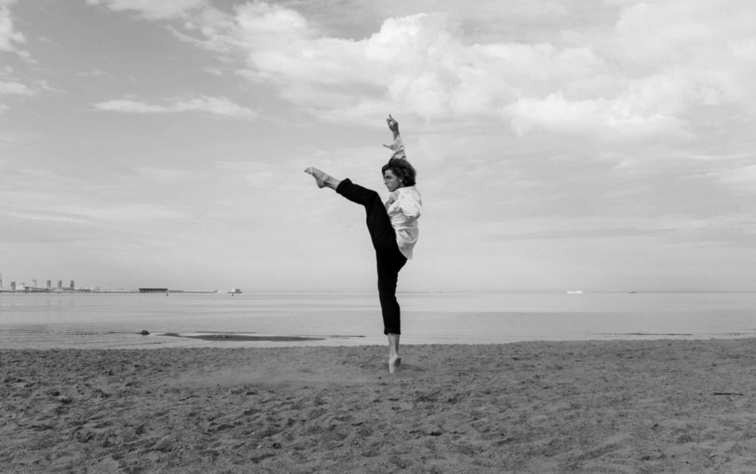 Exploration créative du mouvement en danse contemporaine